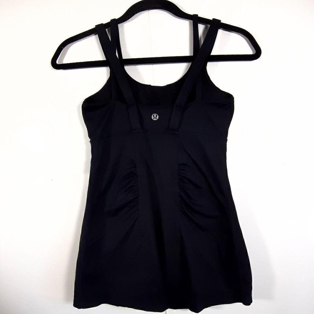 Lululemon Women's Crossback Strappy Built in bra Athletic Workout Tank Top Size4
